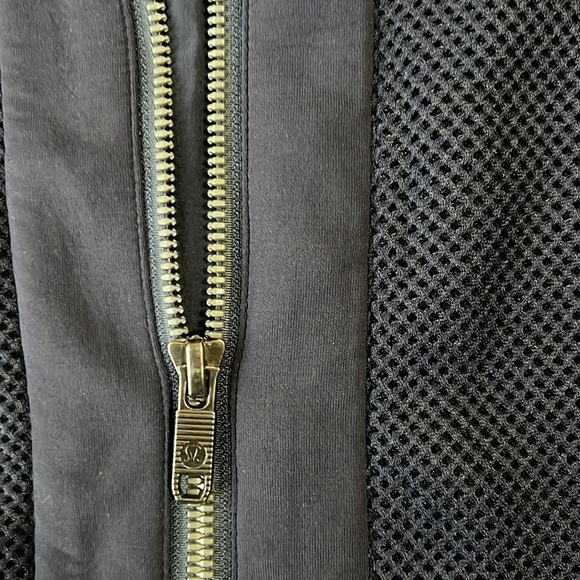 Lululemon The Spaces In Between Vest Midnight Navy - Picture 10 of 11